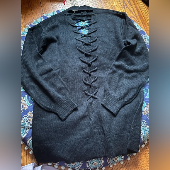 Black sweater - Picture 4 of 5